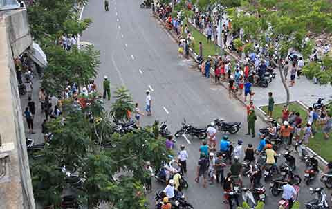 'Ngược dòng', cứu sống, hai em nhỏ, vụ tai nạn, thảm khốc, cầu Thuận Phước, Đà Nẵng