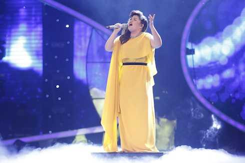 Bích Ngọc trình diễn 'Đã hơn một lần'.