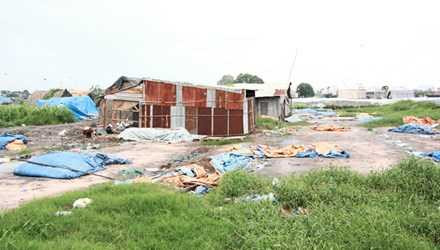 Hàng trăm người dân 'chết ngạt' trong khu dân cư ô nhiễm