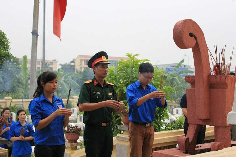 Tuổi trẻ Học viện Khoa học Quân sự tri ân anh hùng, liệt sĩ
