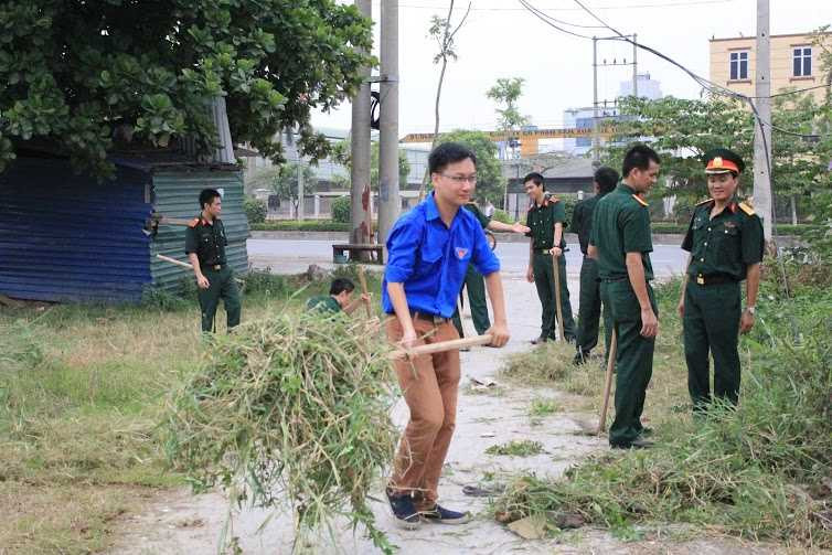 Tuổi trẻ Học viện Khoa học Quân sự tri ân anh hùng, liệt sĩ