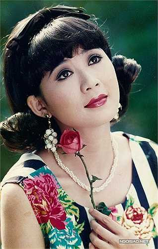 Sau năm 1997, Diễm Hương giải nghệ khiến khán giả tiếc nuối. Bộ phim cuối cùng chị tham gia là 'Những đứa con thành phố', được chiếu trên truyền hình. Lúc đó, Diễm Hương đang ở độ rực rỡ về nhan sắc và danh tiếng. 