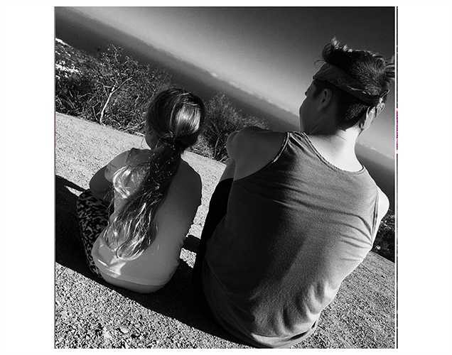 Cậu cả Broolyn và cô út Harper nhà Vic-Beck rủ nhau đi leo núi.