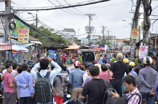 Va quẹt xe, chém nhau như phim hành động