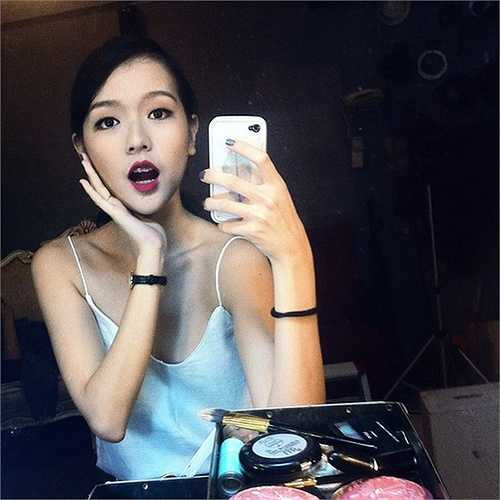 Ảnh đời thực rất xinh đẹp của nàng mẫu ảnh trẻ tuổi 