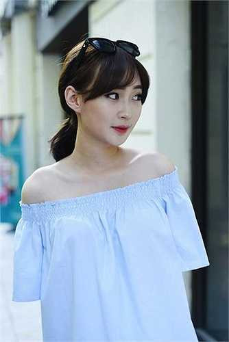 Cô tên thật là Đoàn Nhật Minh, sinh năm 1993 