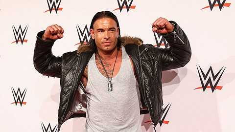 Thủ môn Tim Wiese chuyển sang làm VĐV thể hình