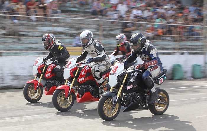 Những chiếc MSX 125 phân khối được độ với hệ thống ống xả hiệu Endurance Racing với âm thanh đậm chất đường đua.