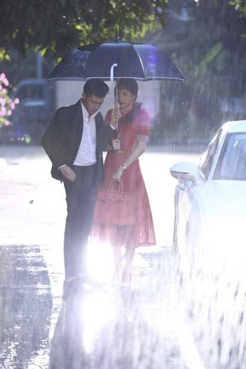 Mỹ Tâm hát nhạc Doreamon, Thuỷ Tiên hôn Noo Phước Thịnh