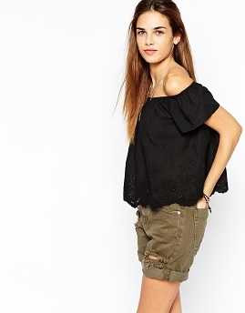 Bestie-ao-tre-vai-mau-den