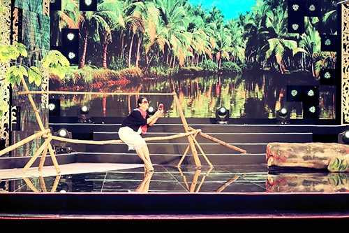 Công Trí dự triển lãm Ireland, Thanh Thủy "dính" tình tay ba