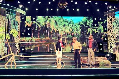 Công Trí dự triển lãm Ireland, Thanh Thủy "dính" tình tay ba