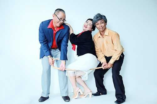 Công Trí dự triển lãm Ireland, Thanh Thủy "dính" tình tay ba