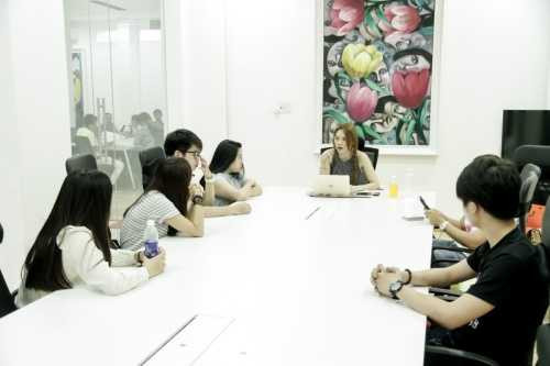 Mỹ Tâm mặt cực ngầu hướng dẫn cho trò cưng