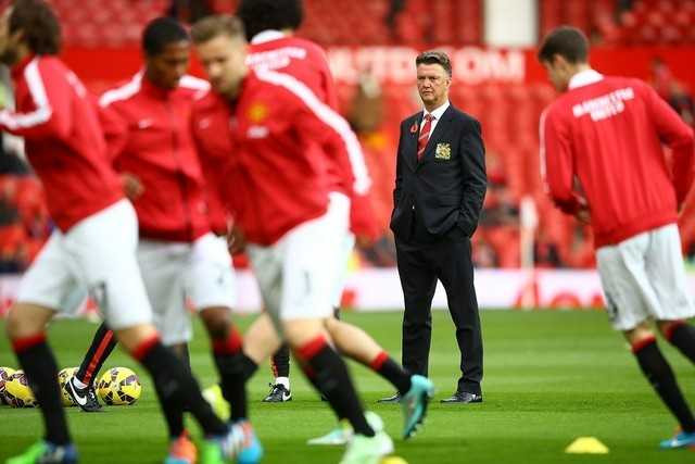 Van Gaal hẳn sẽ có thêm bổ sung nhân sự trước khi kỳ chuyển nhượng hè 2015 đóng cửa