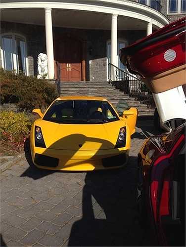 Một trong những chiếc siêu xe của Hà Phương.