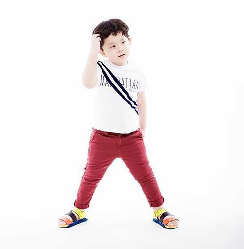 Vợ chồng Đan Trường chuẩn bị có con, Bé Sushi làm người mẫu