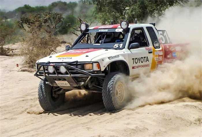 Chiếc xe đua đường trường của Toyota được đánh giá tốt nhất thế giới.