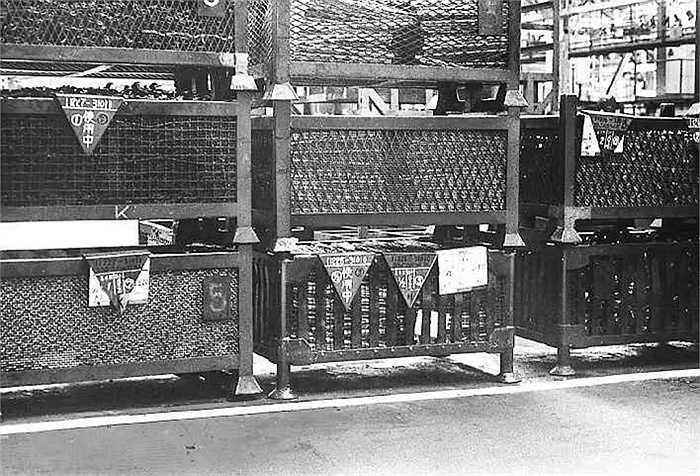 Toyota đã phát triển cách thức tổ chức nhà máy sản xuất theo kiểu 'Just in time', như các mô hình siêu thị ở Mỹ. Nghĩa là có mọi thứ trên kệ, chỉ việc ráp lại theo đúng quy chuẩn.