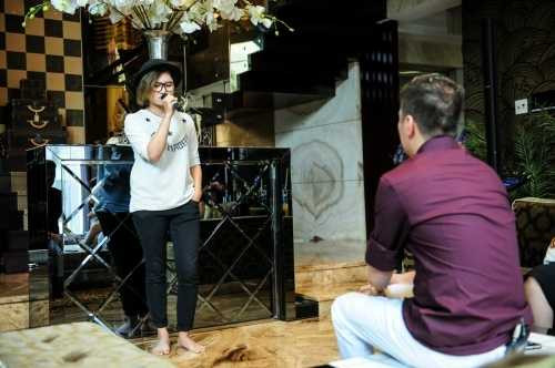 Đàm Vĩnh Hưng lớn tiếng khi tập luyện cùng thí sinh