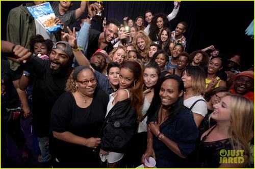 Nữ ca sĩ tạo được tiếng vang nhờ cách tổ chức sự kiện không đụng hàng của mình.