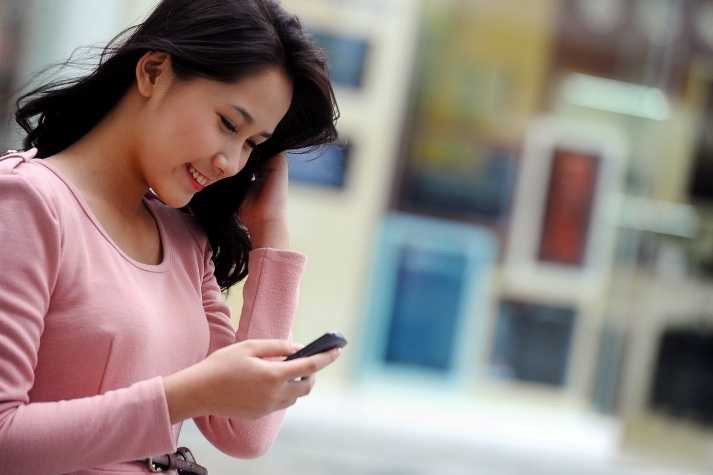 nhắn tin sẽ tạo thói quen xấu