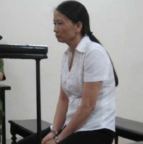 Bị cáo Ngô Thị Thúy tại tòa