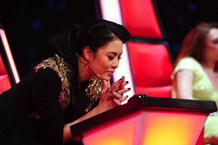 Người hâm mộ hy vọng có thể tiếp tục được thưởng thức giọng ca 'chạm đến trái tim' của cô ở ngay trên quê hương. 