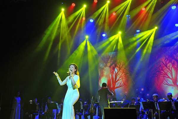 'Tôi cũng rất vinh dự nhận được lời mời và tham gia biểu diễn trong lễ chào mừng sinh nhật lần thứ 83 của Hoàng hậu Thái Lan'