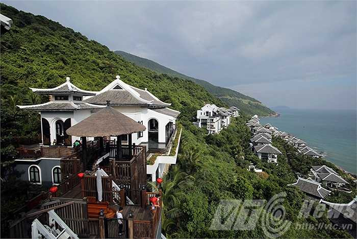 Khu nghỉ dưỡng InterContinetal Danang Sun Peninsula đã trở thành ngôi nhà của các loài linh trưởng quý hiếm trên núi Sơn Trà (Đà Nẵng)