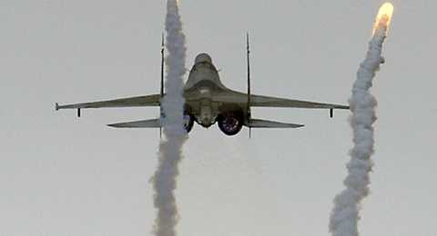 Máy bay chiến đấu Su-30MK2 - Ảnh: Sputnik