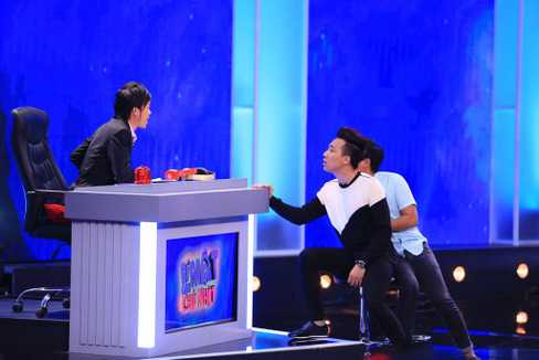 bí mật đêm chủ nhật