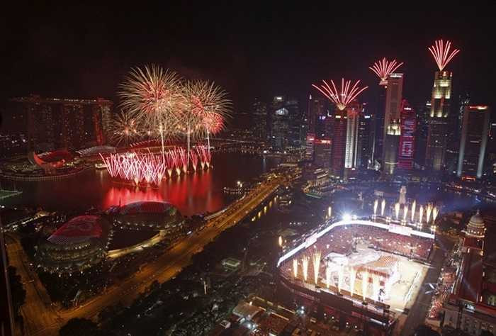 Khung cảnh hoành tráng kỷ niệm 50 năm độc lập của Singapore