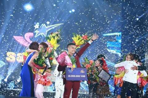 Các thí sinh chiến thắng trong đêm chung kết phong cách nhạc nhẹ Các thí sinh chiến thắng trong đêm chung kết phong cách nhạc nhẹ