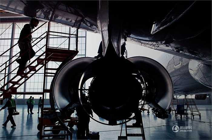 Ở phía Đông sân bay quốc tế Xianyang Tây An (Trung Quốc) có một khối nhà hình hộp - đây là nơi chuyên bảo dưỡng, sửa chữa máy bay của hãng China Eastern Airlines