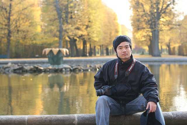 Chàng trai mê 'xê dịch' lấy bằng đại học ở tuổi 32