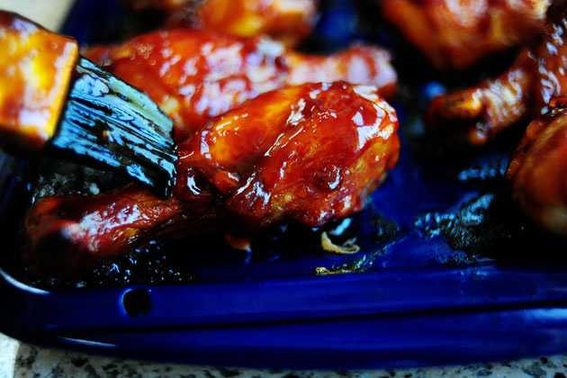 Đùi gà ướp cay nướng vàng ruộm cho ngày mưa hoài không dứt