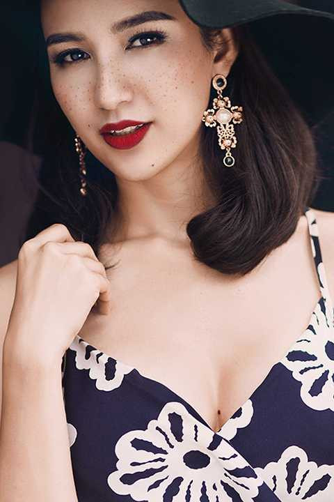 Ngọc Diễm đang lên kế hoạch mang cuộc thi Hoa hậu Du lịch Việt Nam trở lại vào năm 2017. Hiện cô là người nắm giữ vương miện cuộc thi nhan sắc này từ năm 2008 đến nay. Bộ ảnh được thực hiện với sự hỗ trợ của stylist Tân Đà Lạt, nhiếp ảnh gia Tiên Nguyễn, chuyên viên trang điểm Phúc Nghĩa.