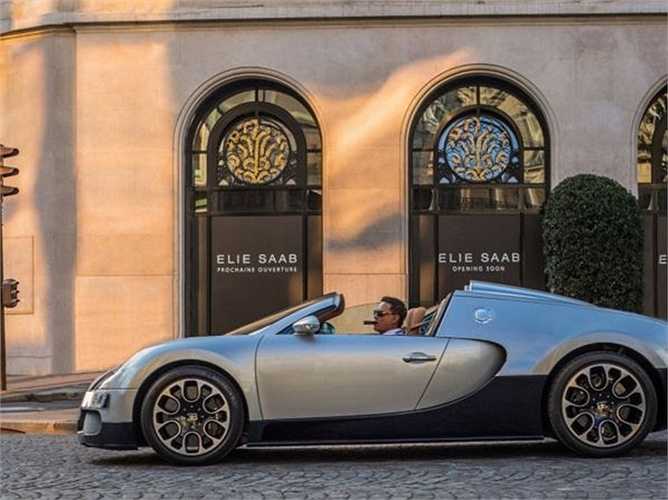 Chương trình 'Cuộc sống bí mật của giới siêu giàu' của CNBC vừa giới thiệu những món 'đồ chơi' yêu thích trị giá hàng tỷ USD của những người giàu nhất trên hành tinh.