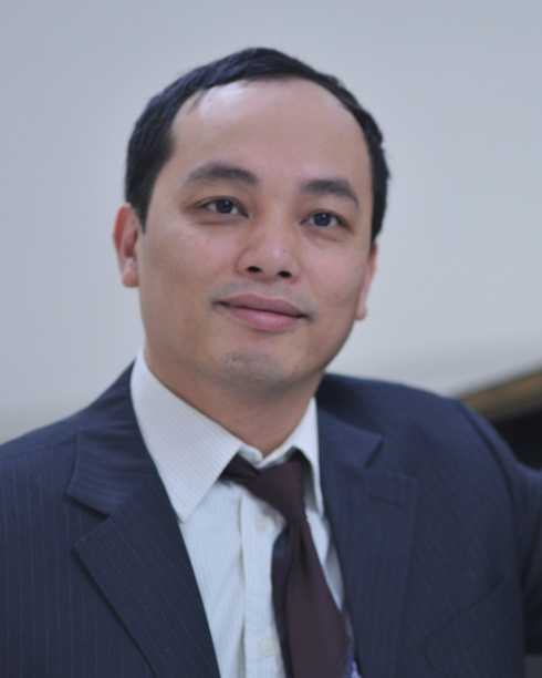 Nghệ sĩ piano Đào Trọng Tuyên giảng viên tại Học viện Âm nhạc Quốc gia Việt Nam. 