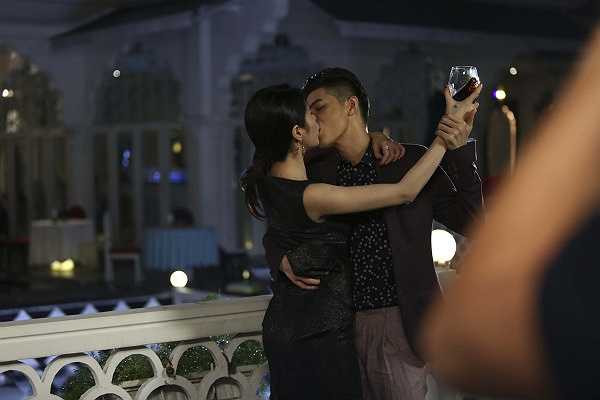 MV này gồm những cảnh quay được thực hiện tại Maldives, nơi Noo và Tiên quay phim 