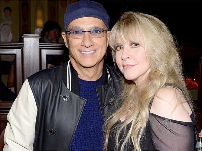 Sau đó, Jimmy Iovine tách ra làm việc riêng và dần dà nổi tiếng hơn với sự mát tay của mình. Các nghệ sĩ thời đó bắt đầu tìm đến ông nhiều hơn, có thể nhắc đến U2, the Pretenders, Meat Loaf hay Tom Petty... 