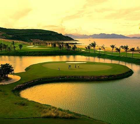 Sân gôn Vinpearl Golf Club Nha Trang Sân gôn Vinpearl Golf Club Nha Trang