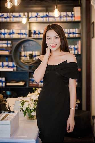 Mỗi người một vẻ, người đẹp nào cũng khoe vẻ thanh xuân đầy sức sống.