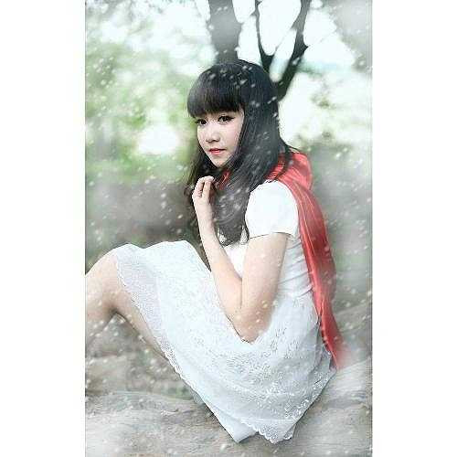 Nữ sinh xinh đẹp mơ ước trở thành nhà ngoại giao giỏi.