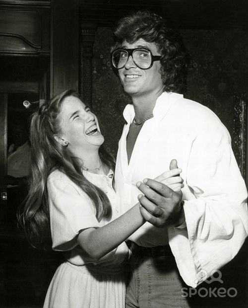 Đứng dậy chạy đua sau nhiều lần vấp ngã