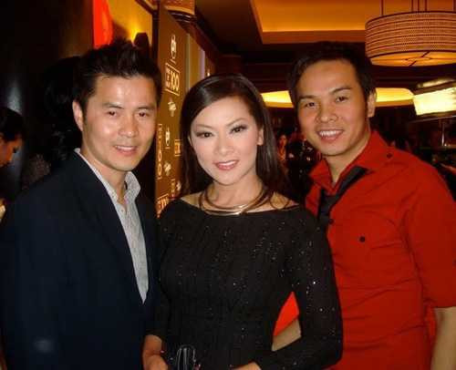 Chồng Như Quỳnh thường xuyên xuất hiện tại các sự kiện cùng vợ.