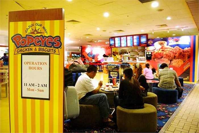 Có 320 nhà hàng trong sân bay