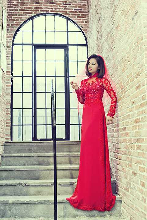 Bộ phim đầu tiên trong sự nghiệp của Vân Trang là phim truyền hình Đam mê được sản xuất năm 2009