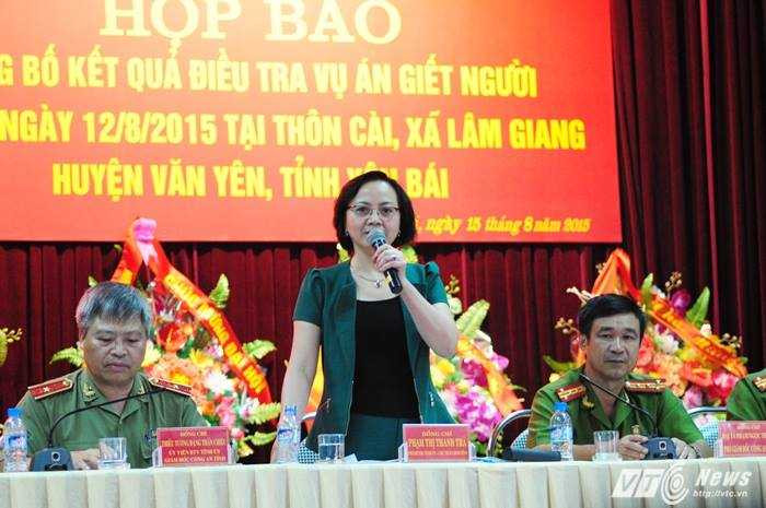 Bà Phạm Thị Thanh Trà, Phó Bí thư, Chủ tịch UBND tỉnh Yên Bái chia sẻ với báo chí.